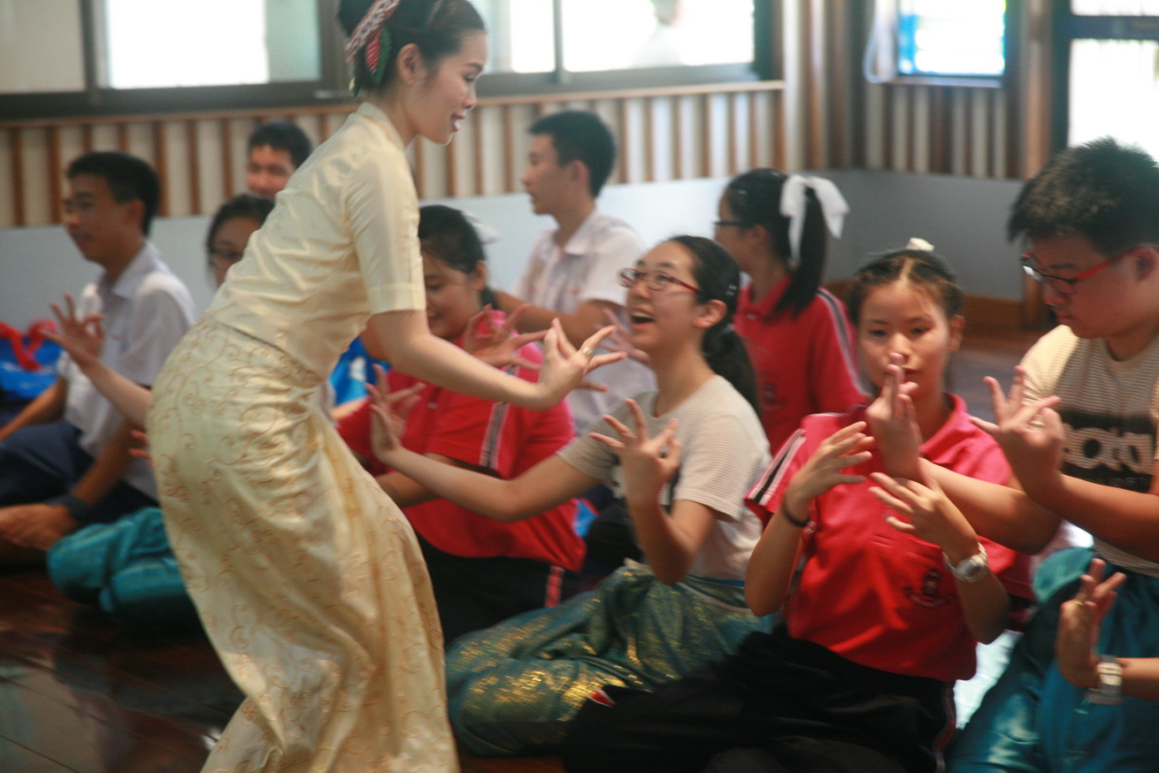 Thai-SingaporeCulturalexchange2015_41